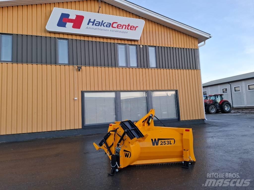 Wieska W253L Снегохвъргачки
