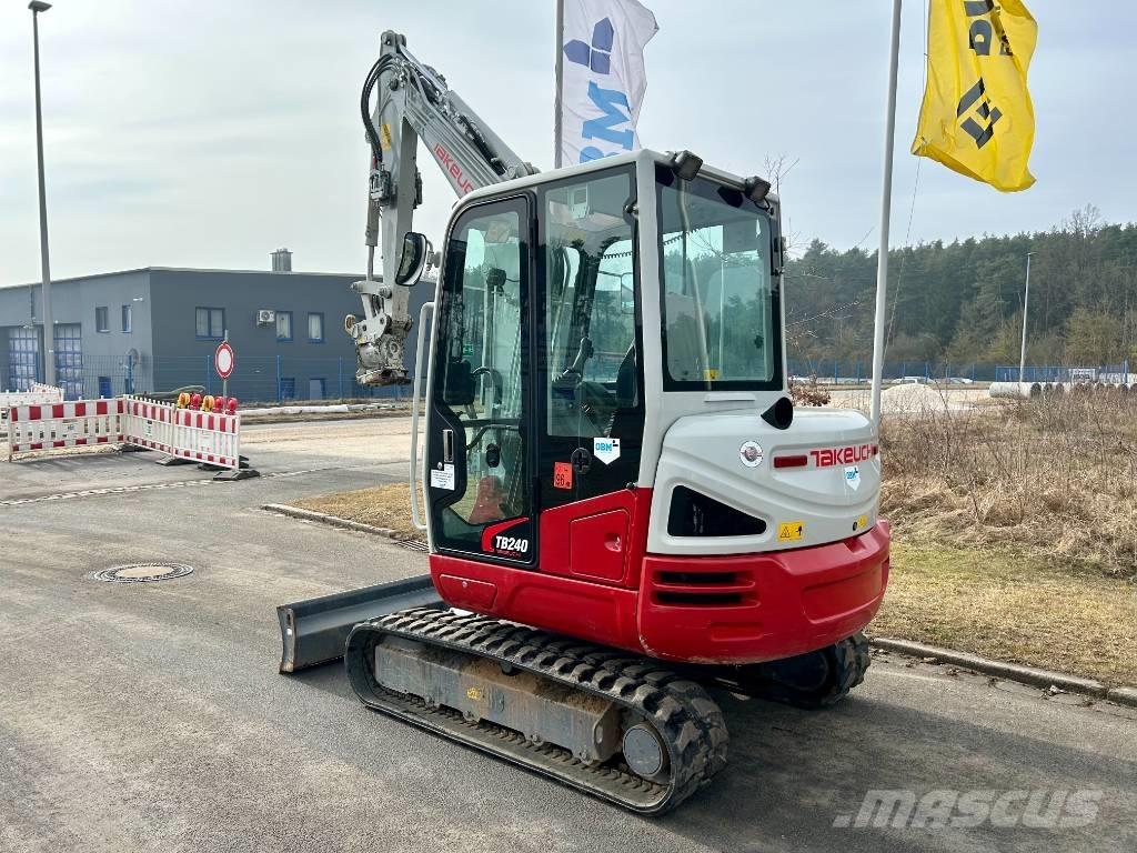 Takeuchi TB 240 Мини екскаватори < 7 т