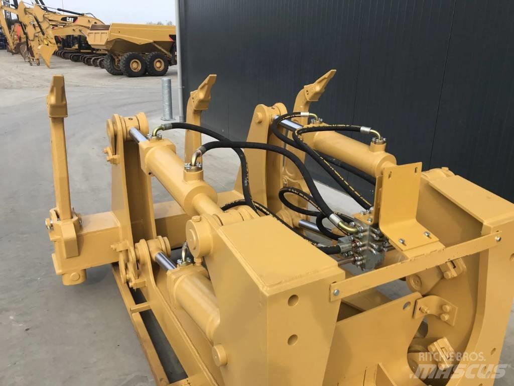 CAT D7R Скарификатор