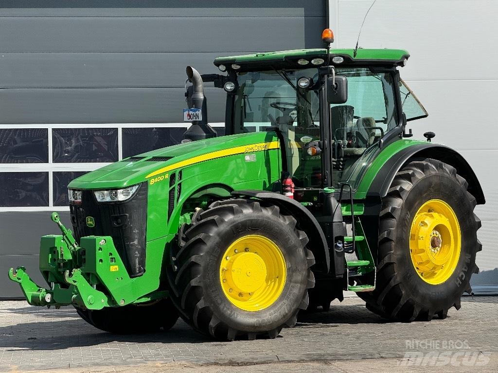 John Deere 8400 R Трактори