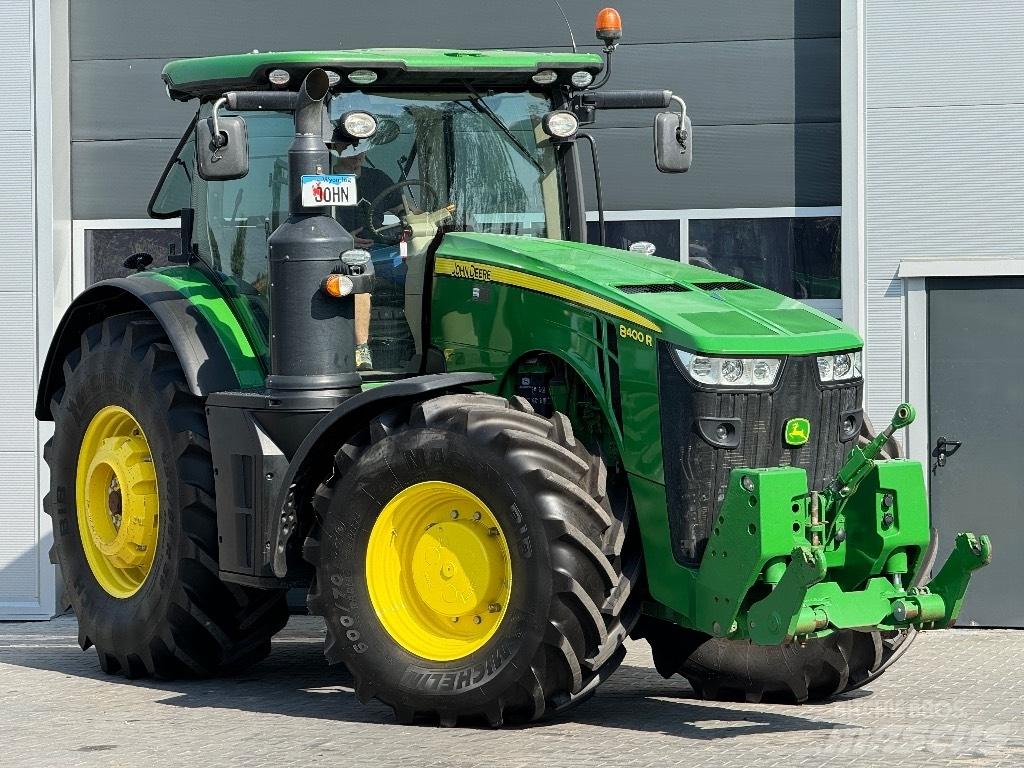John Deere 8400 R Трактори