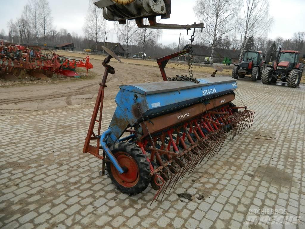 Stegsted 4 Редосеялки