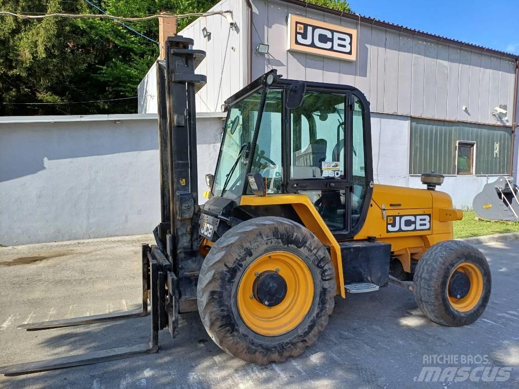JCB 930-2 Камиони за херавни местности
