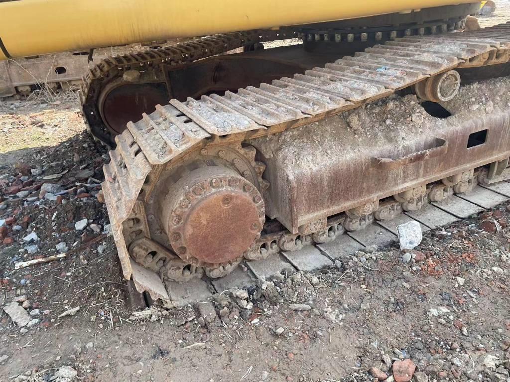 CAT 329D Екскаватори с дълго рамо