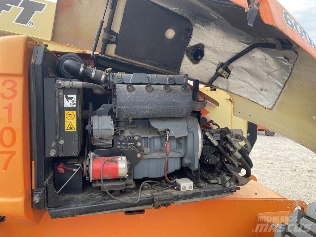 JLG 600AJ Съчленени стрелови подемници