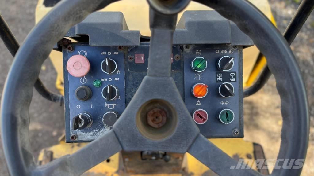 Dynapac CC 122 Двойни барабанни ролки
