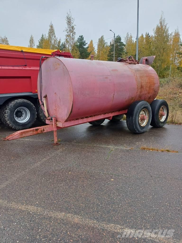  Lietekärri 8m3 Цистерни за цимент