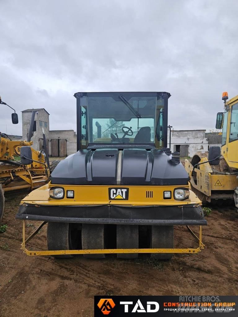 CAT CW 34 Пневматични гумени  ролки
