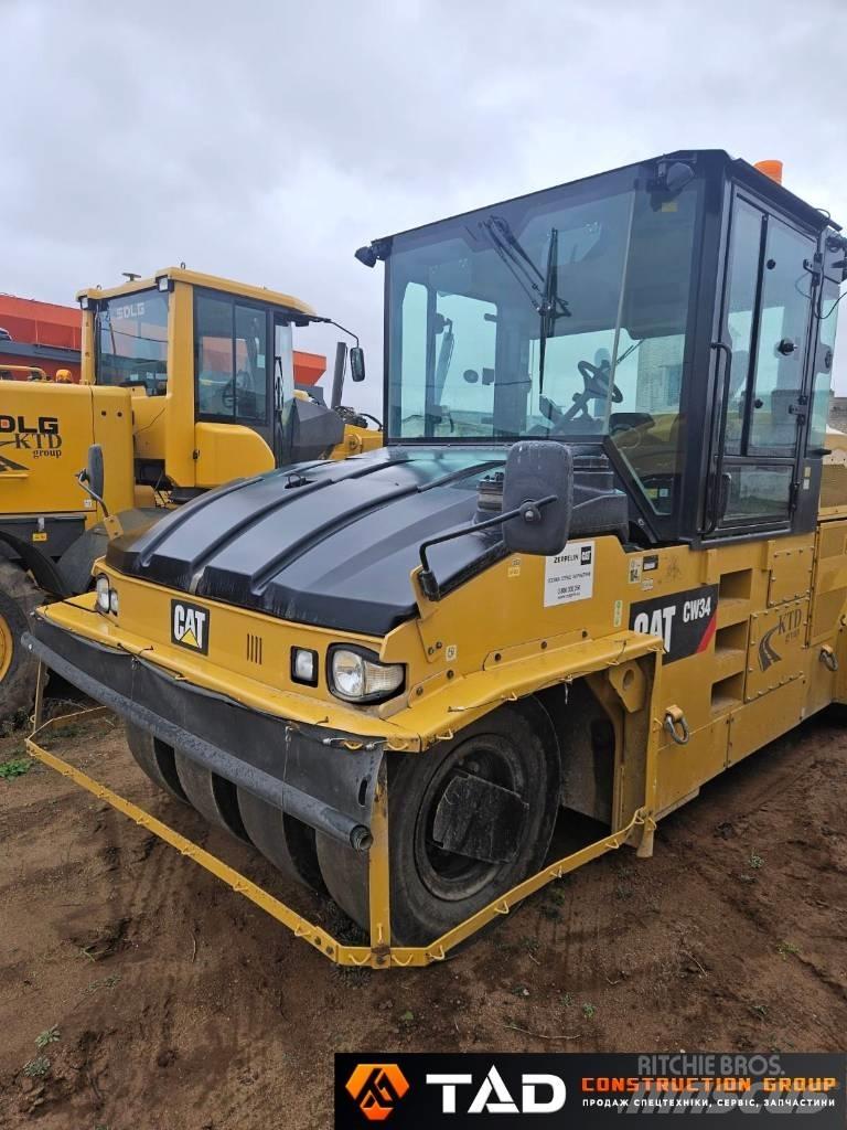 CAT CW 34 Пневматични гумени  ролки
