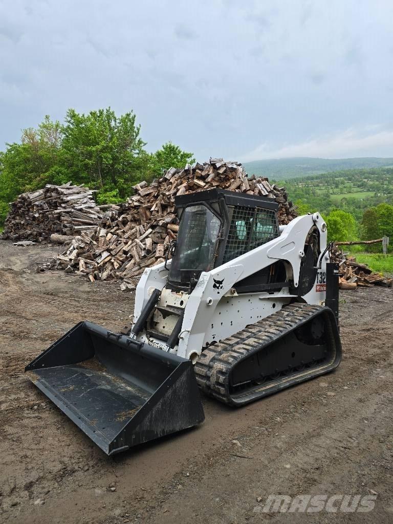 Bobcat T 320 Мини товарачи
