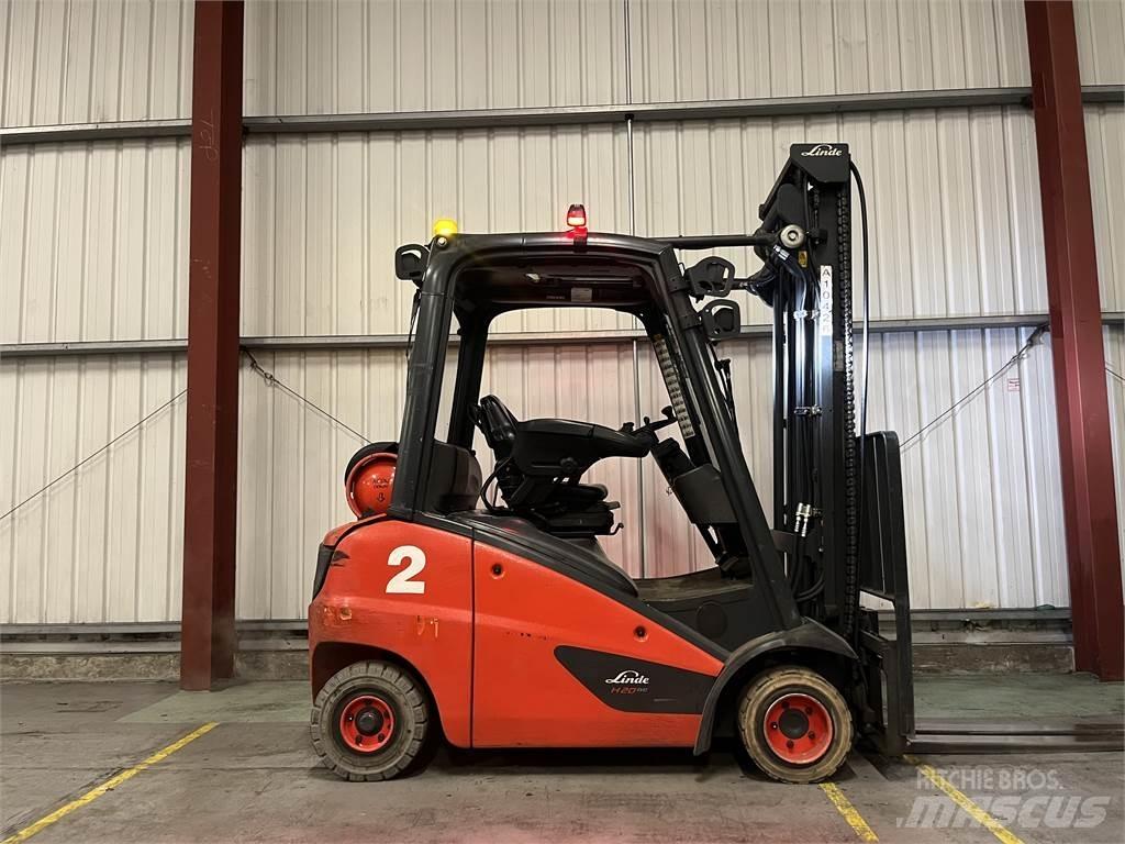 Linde H20T-01 Камиони с АГУ