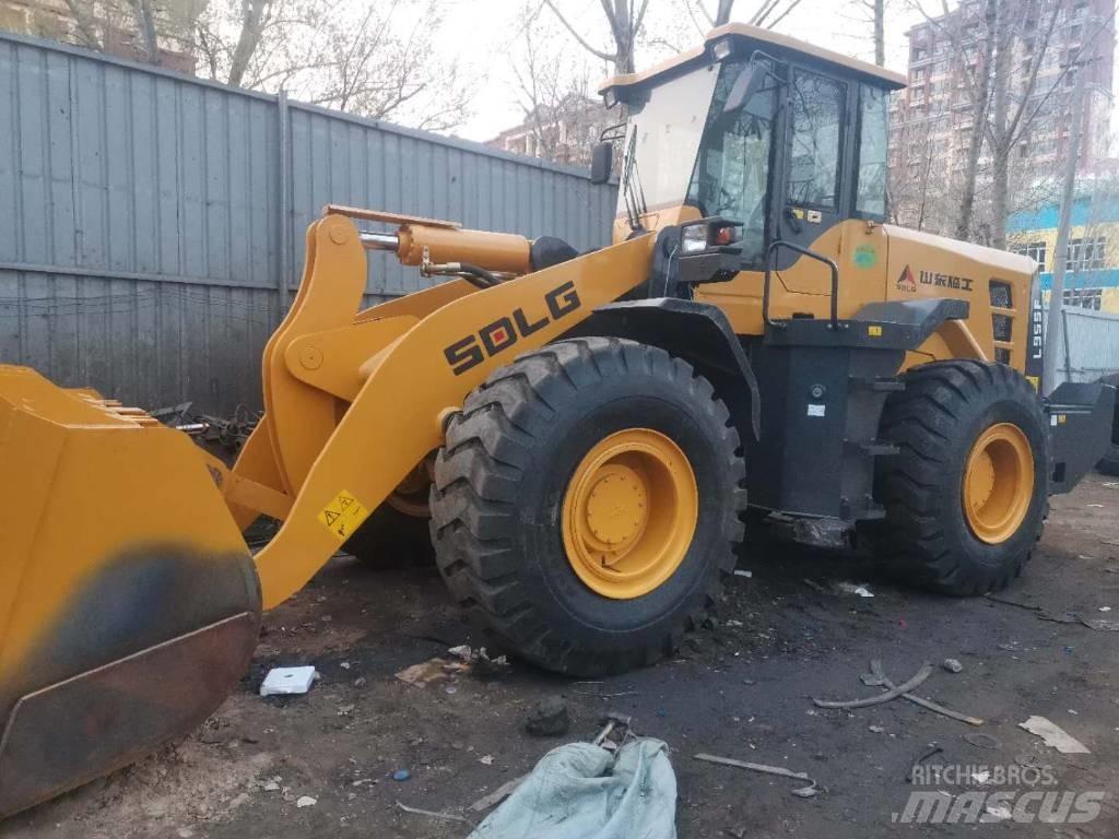 SDLG L 955 F Колесни товарачи