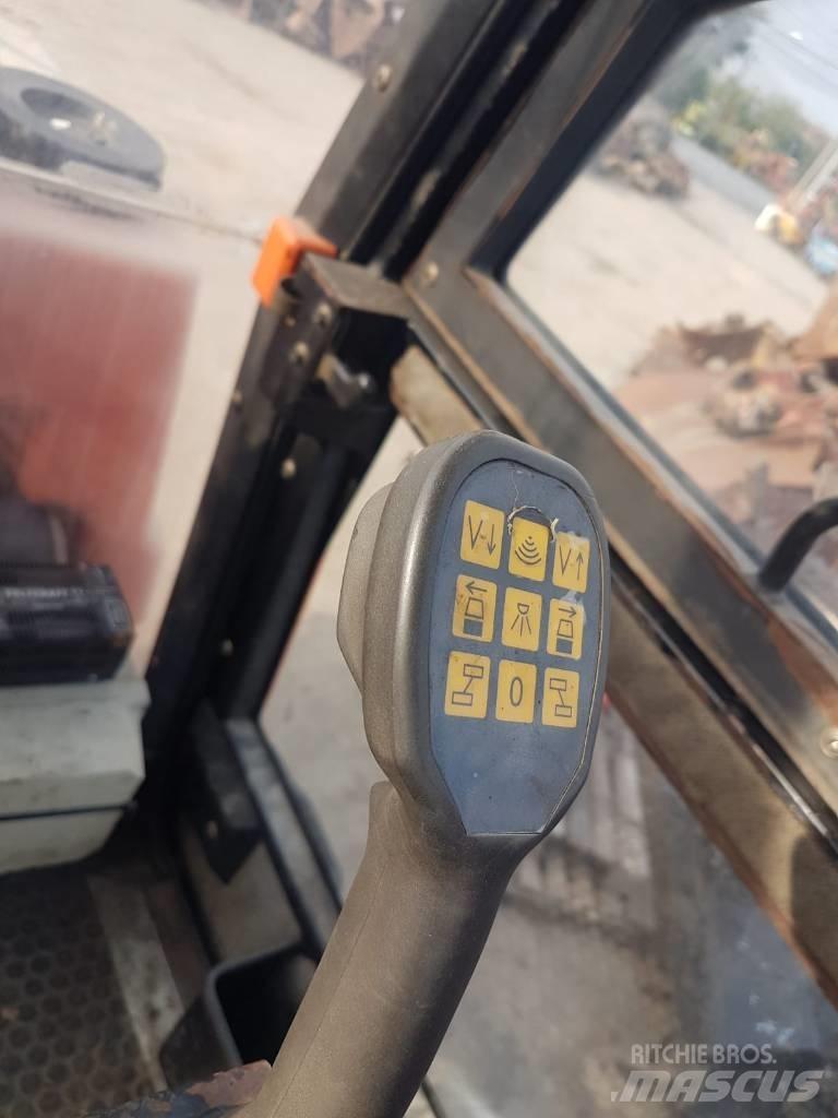 Ammann AV  95 Двойни барабанни ролки
