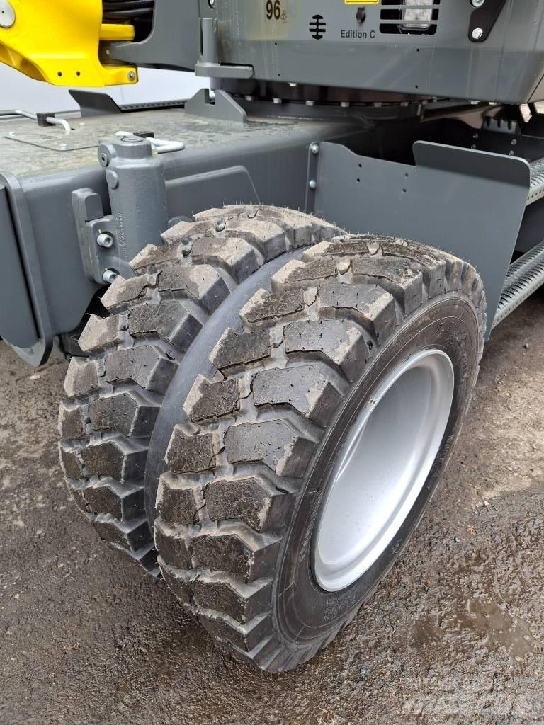 Wacker Neuson EW 65 Колесни екскаватори
