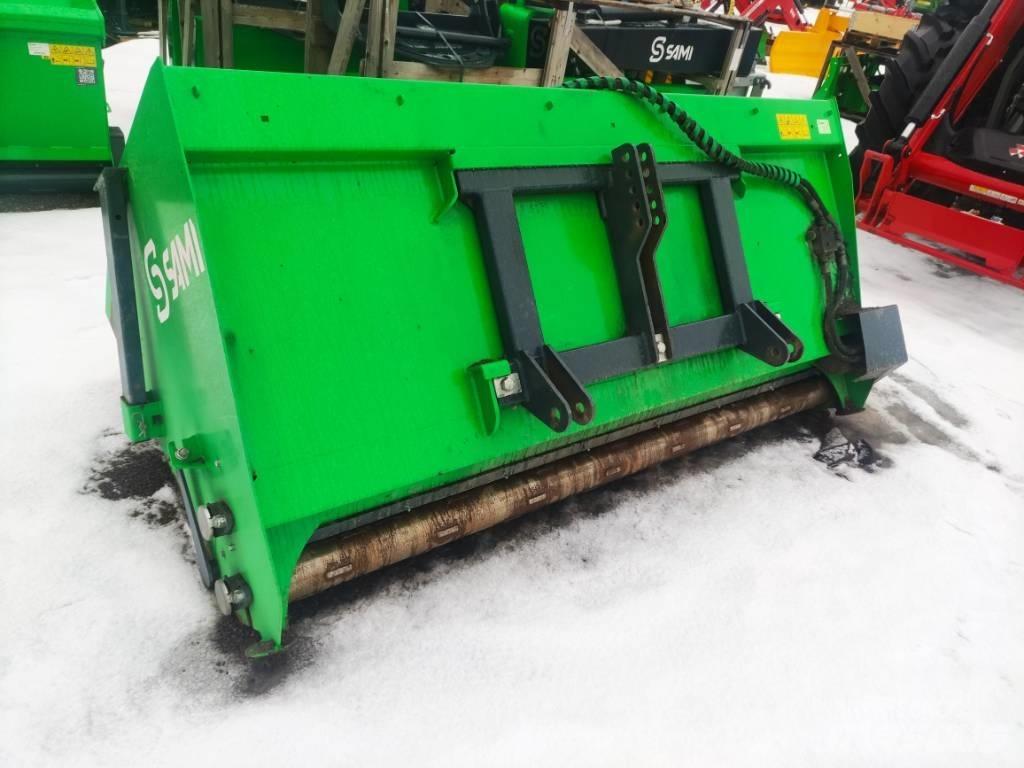 Sami SLH 2300 Разстилачки на пясък и сол