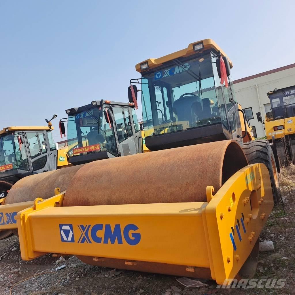 XCMG XS 263 J Еднобарабанни ролки
