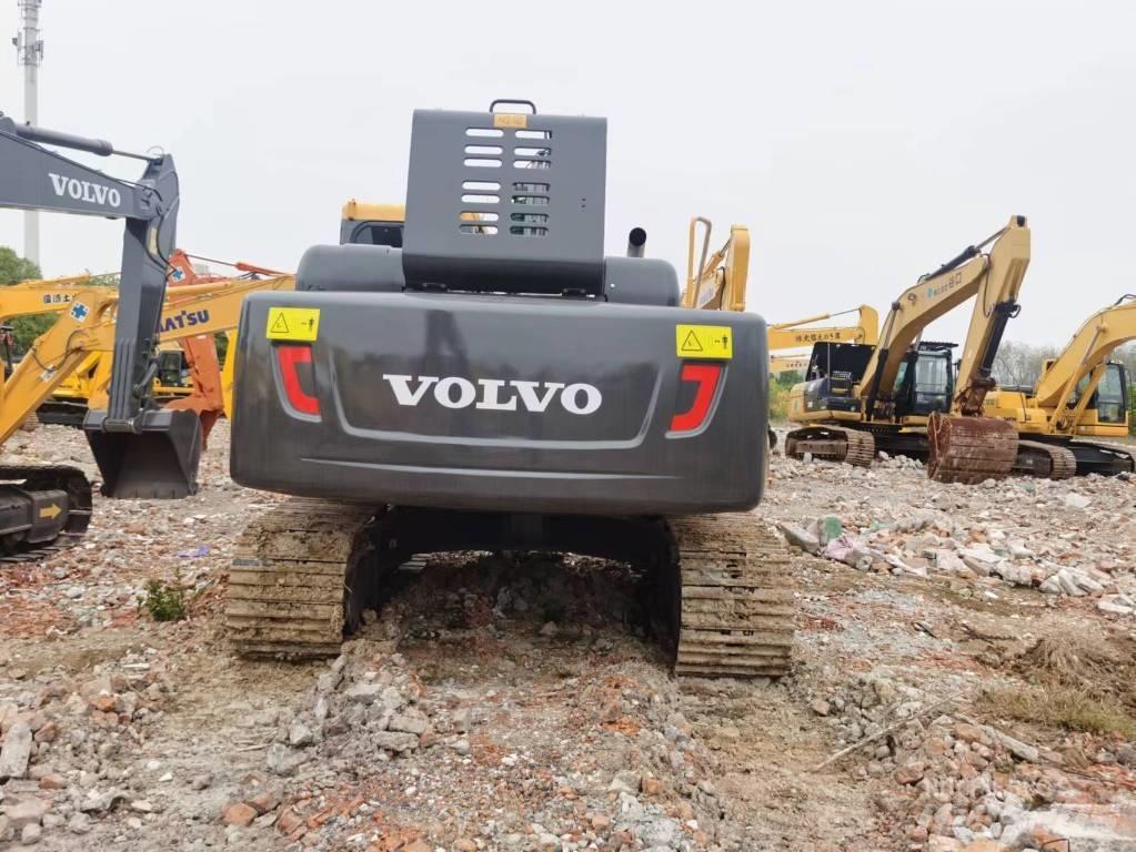Volvo EC210D Верижен екскаватор