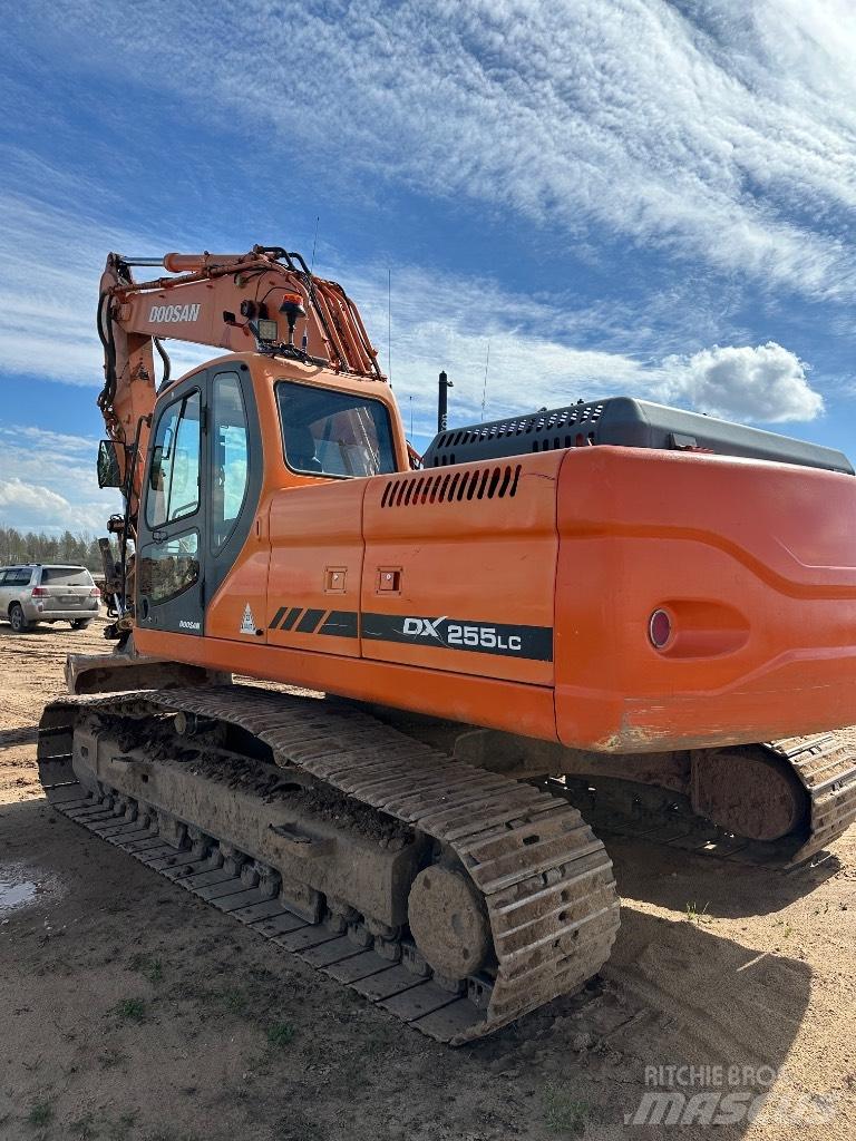 Doosan DX 255 LC Верижен екскаватор