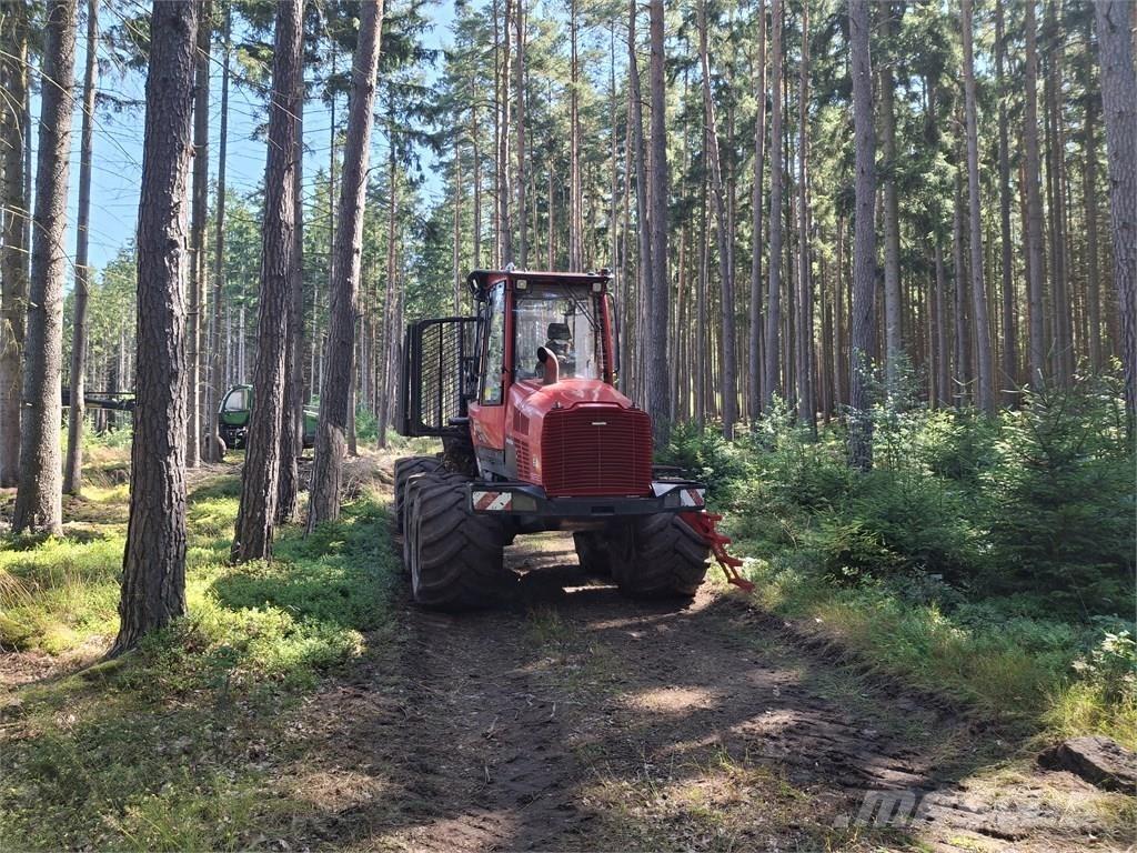 Komatsu 845 Форуардери