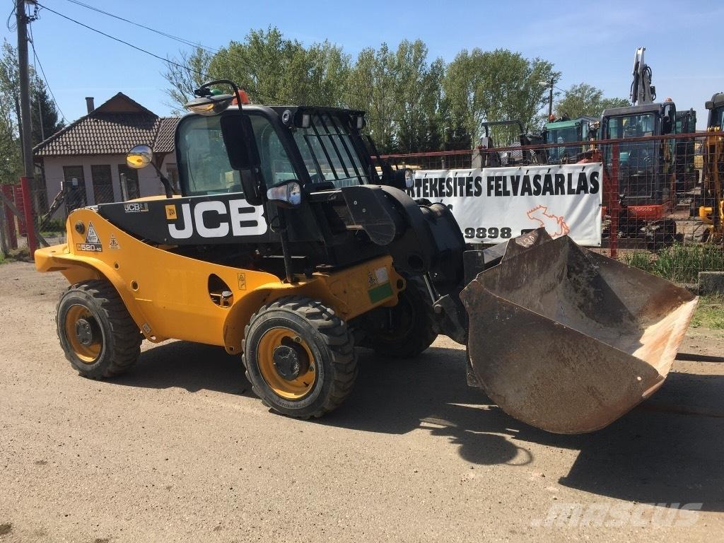 JCB 520-40 Телескопични товарачи