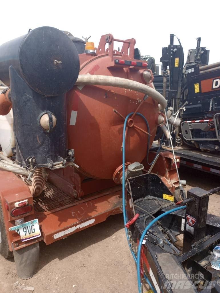 Ditch Witch FX30 Vac Аксесоари и резервни части за пробивни машини