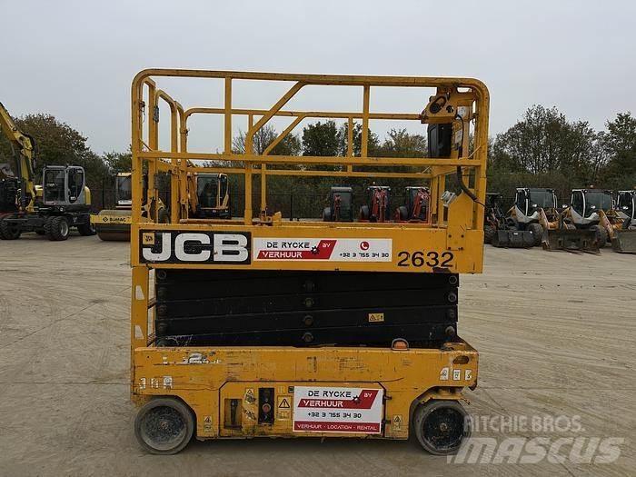 JCB S3246E Други вишки и платформи