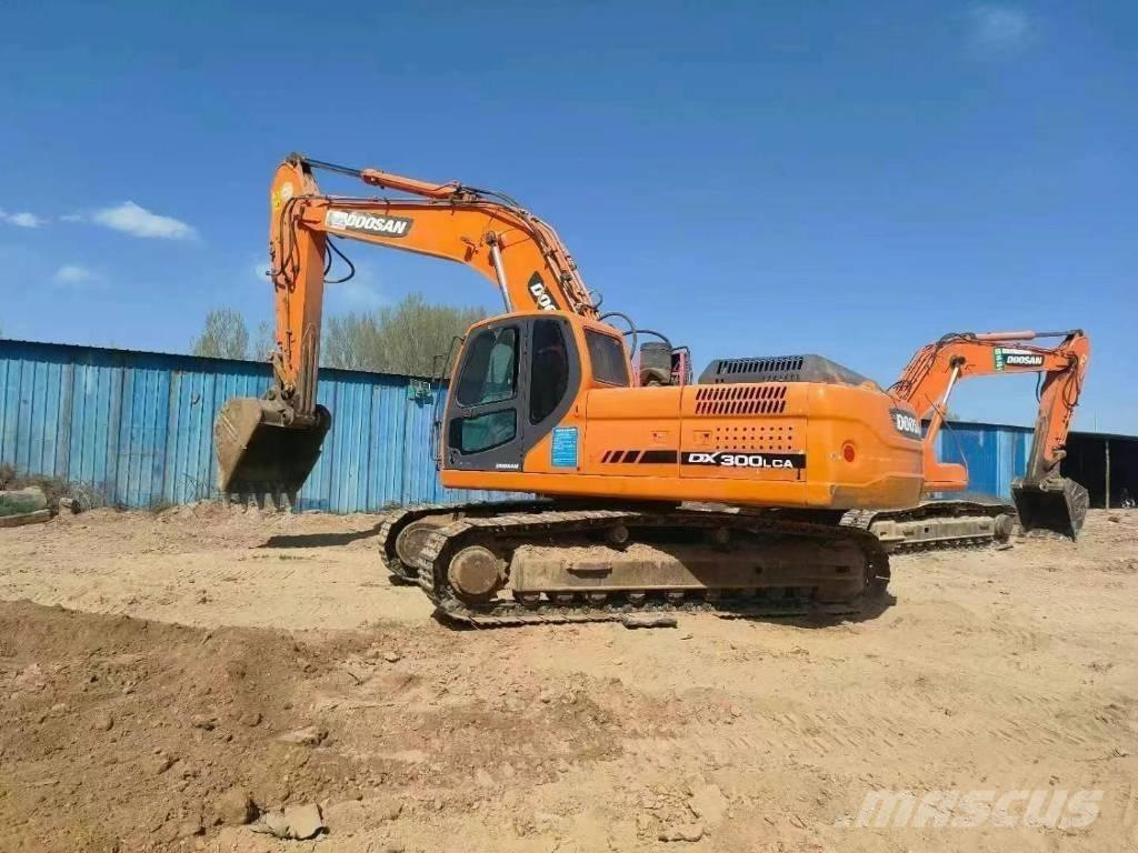 Doosan DX300LC-9 Верижен екскаватор
