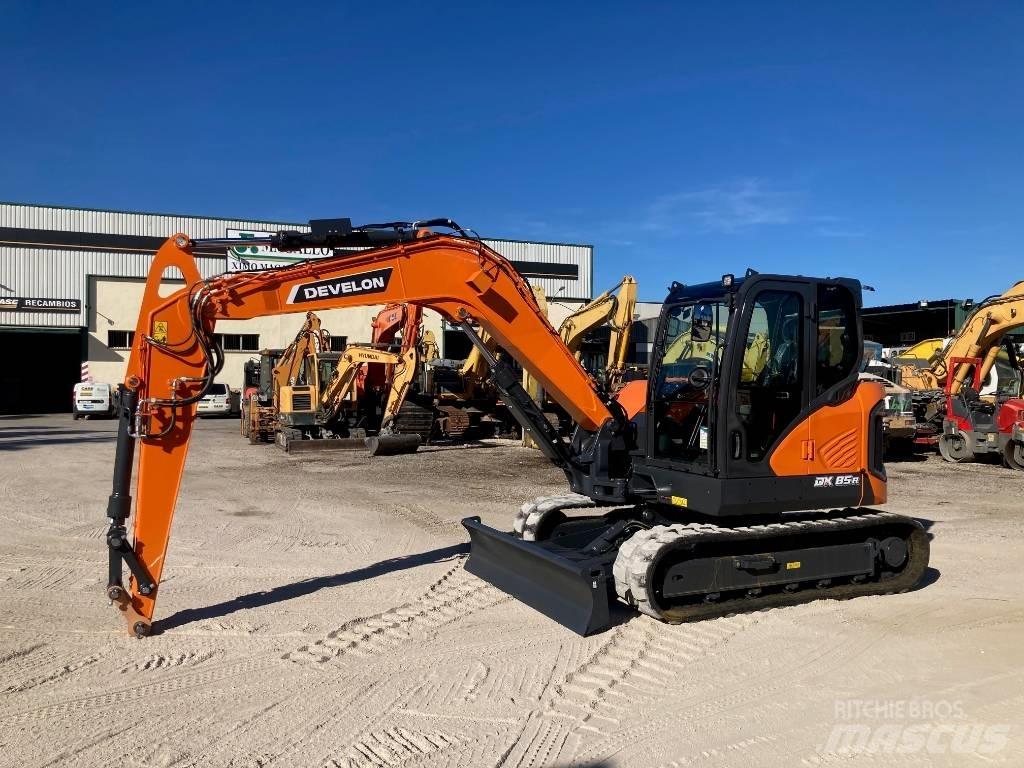 Develon DX 85 R-7 Средни екскаватори 7т - 12т