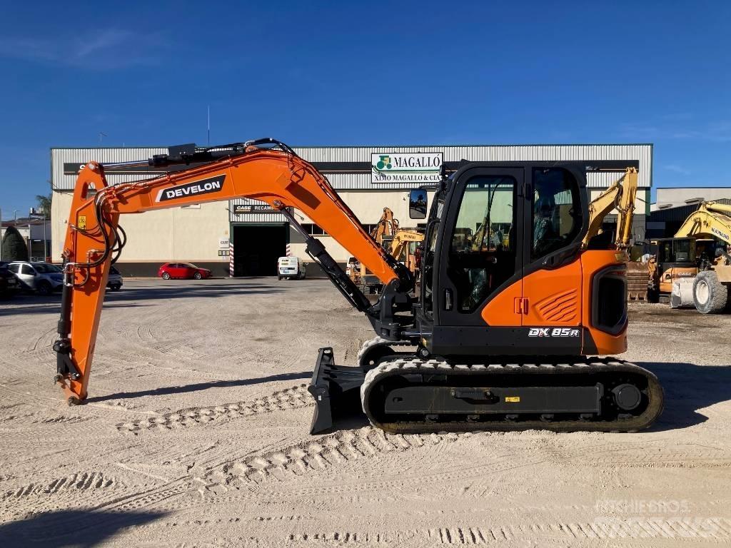 Develon DX 85 R-7 Средни екскаватори 7т - 12т