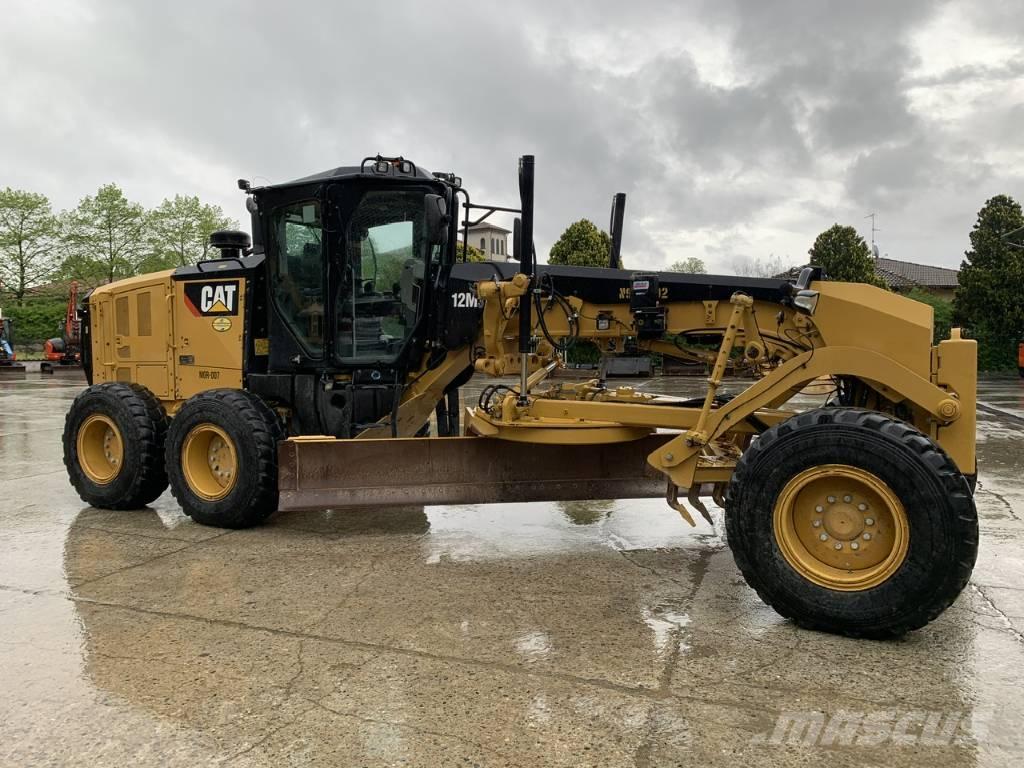 CAT 12 M 3 Грейдери