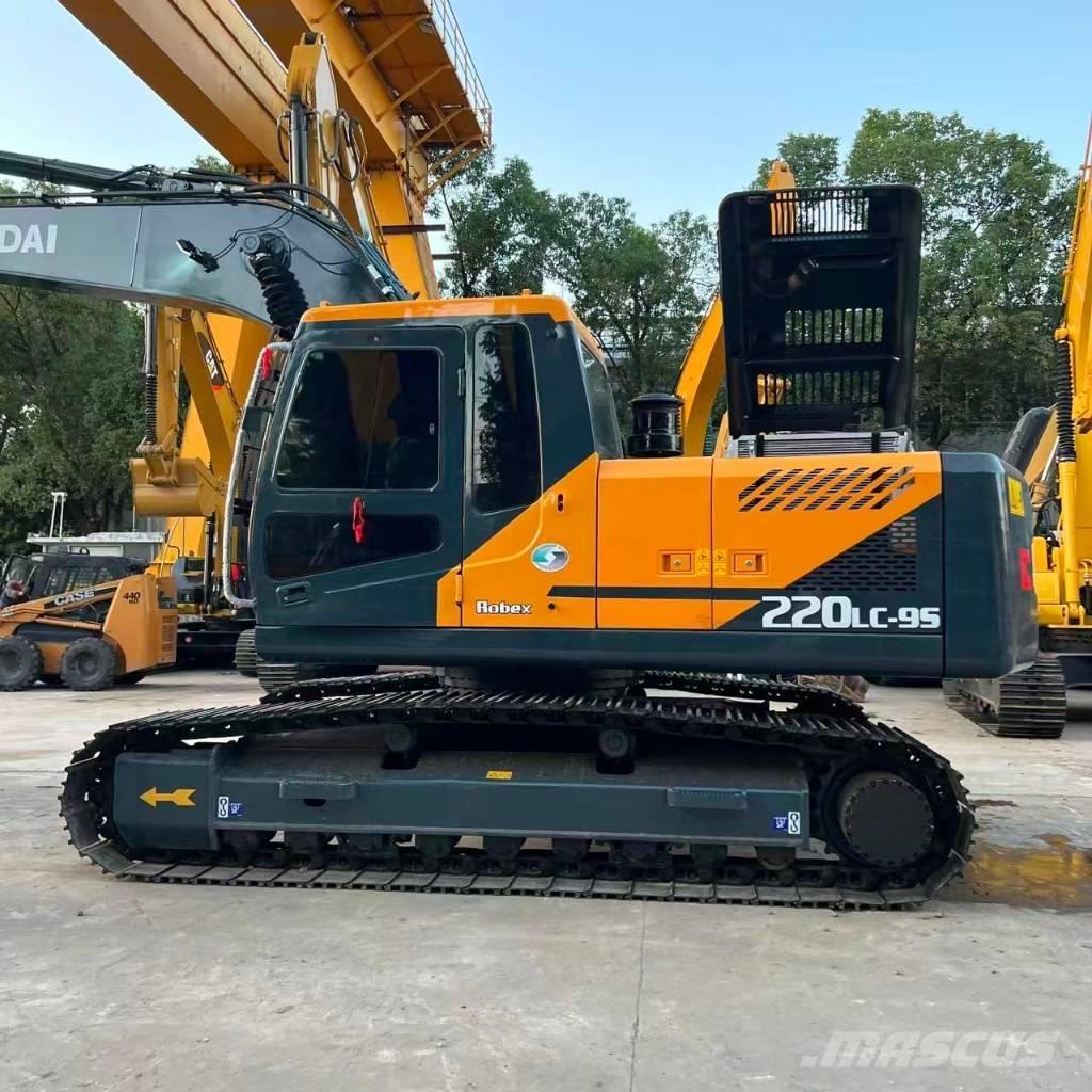 Hyundai 220LC-9S Мини екскаватори < 7 т