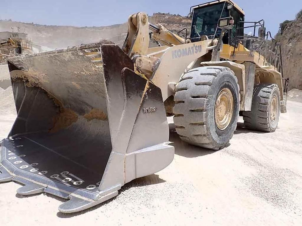 Komatsu WA600-8EO Колесни товарачи