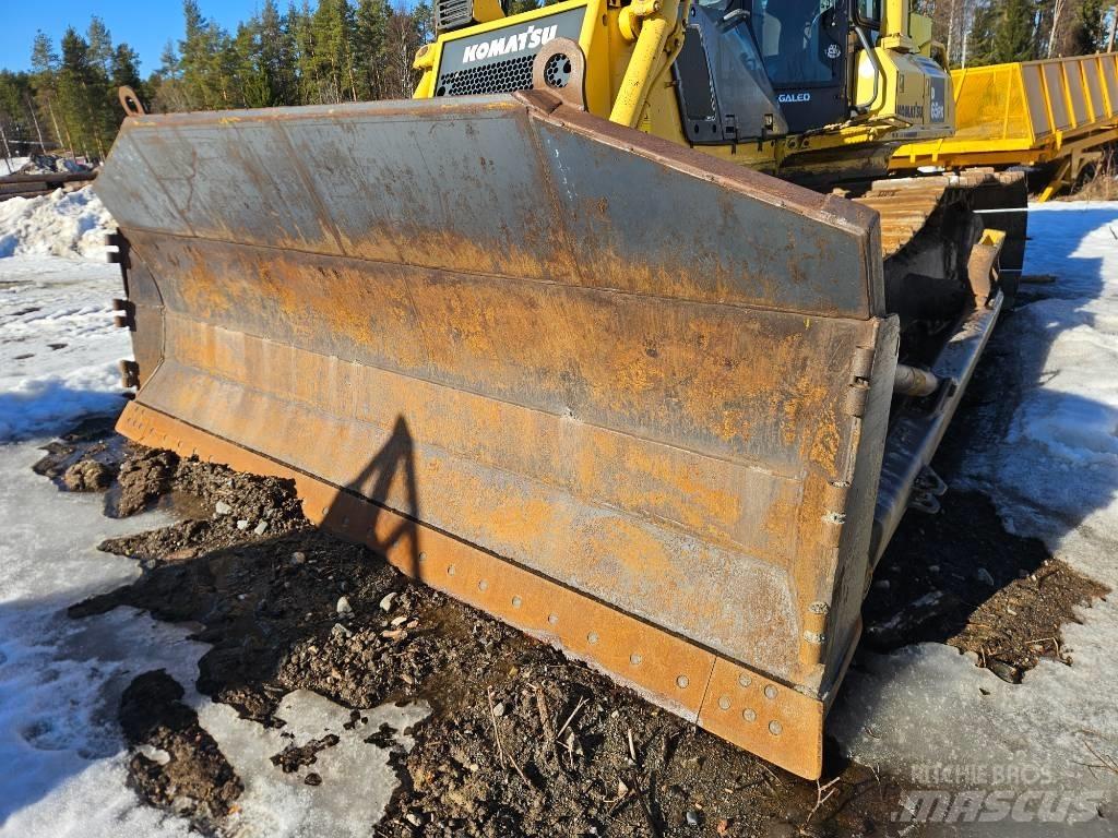 Komatsu D 65 PX Верижни булдозери
