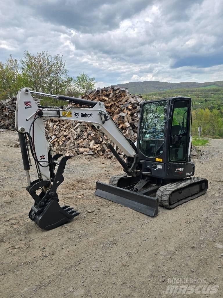 Bobcat E35 Мини екскаватори < 7 т