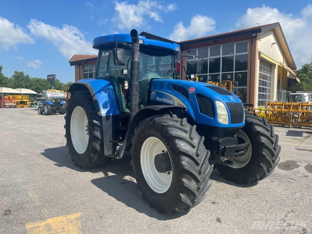 New Holland T 7550 Трактори