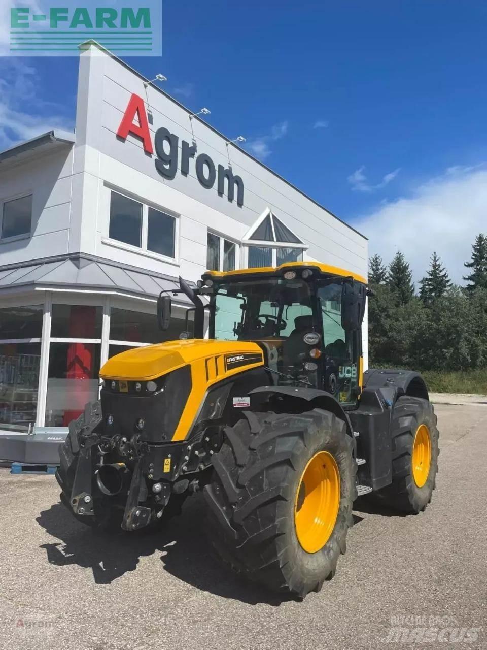 JCB fastrac 4220 Трактори