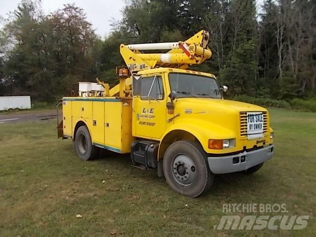 International 4900 Автокранове