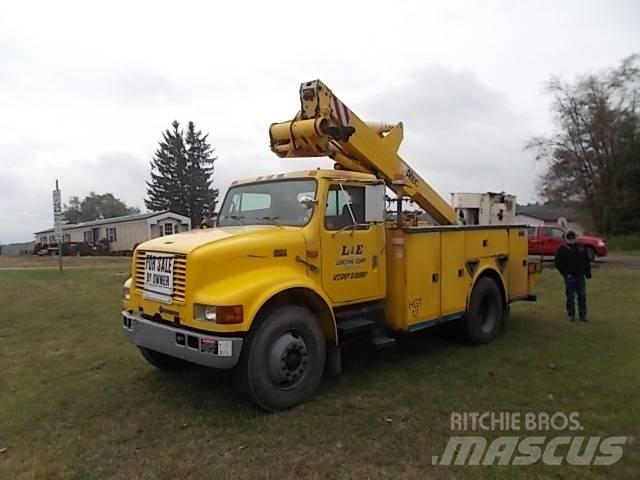 International 4900 Автокранове