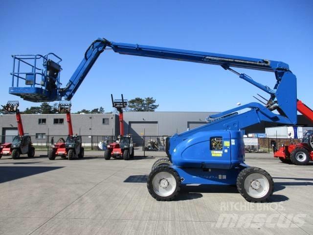 JLG 600 AJ (253) Компактни самоходни стрелови подемници
