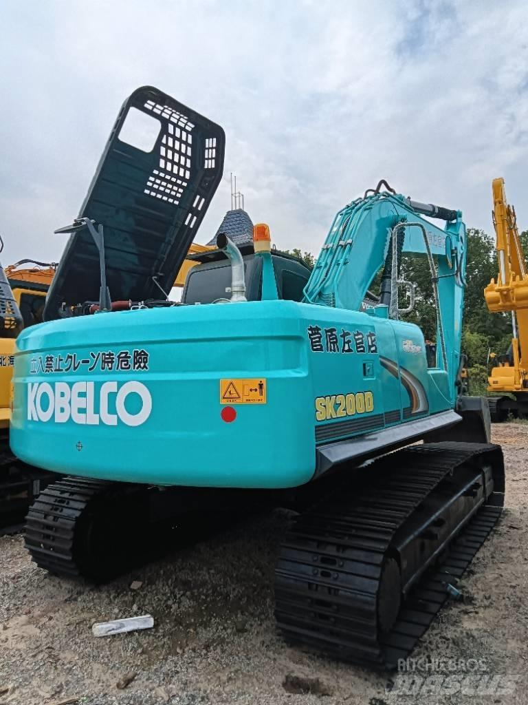 Kobelco SK 200D Средни екскаватори 7т - 12т