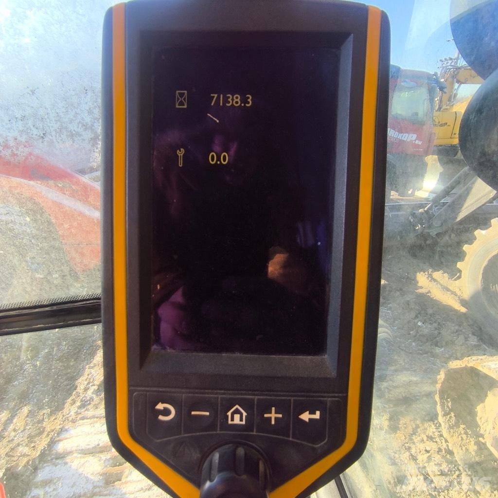 JCB JS300nc Верижен екскаватор