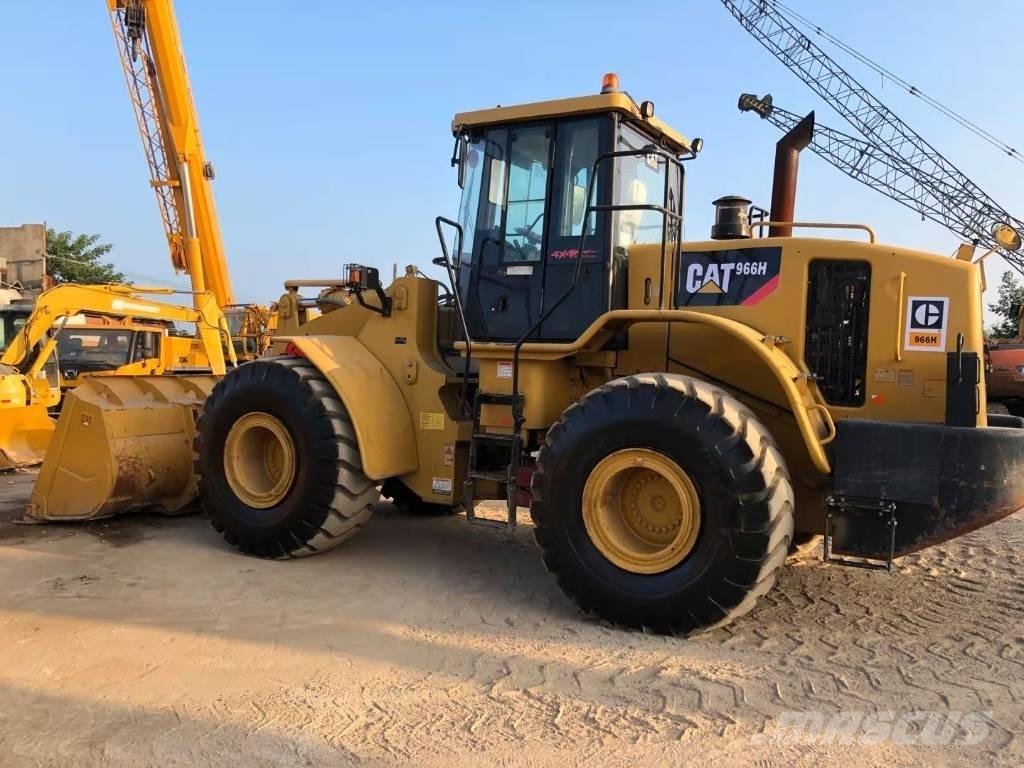 CAT 966H Колесни товарачи