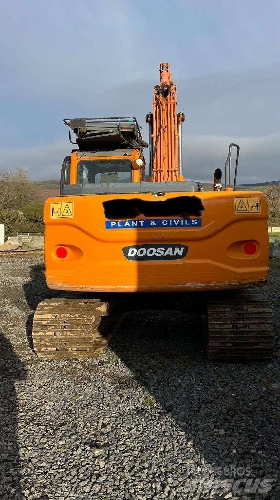 Doosan Dx140 Колесни екскаватори