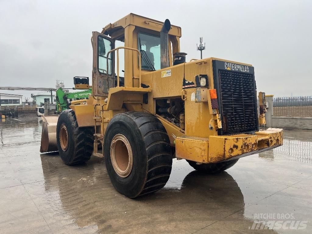 CAT 950 F Колесни товарачи