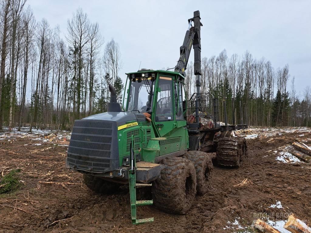John Deere 1210 G Форуардери