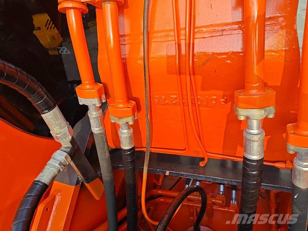 Doosan DX 300 LC Верижен екскаватор