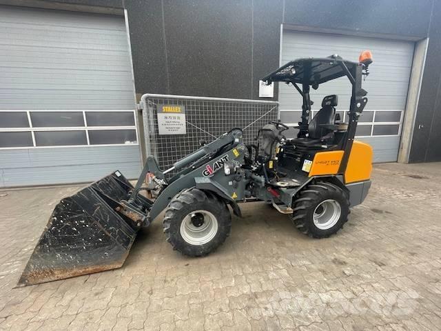 GiANT V452T X-TRA HD Мини товарачи