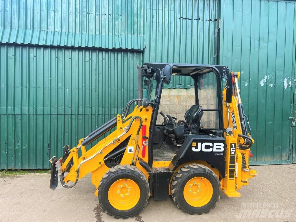 JCB 1 CX Товарач със заден ексватор