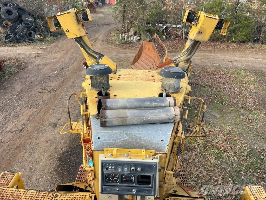CAT D 11 R Верижни булдозери
