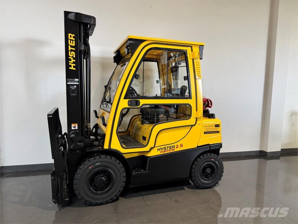 Hyster H2.5FT ADV Камиони с АГУ
